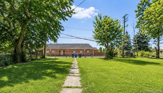 2627 Wabash Street, Detroit, MI 48216