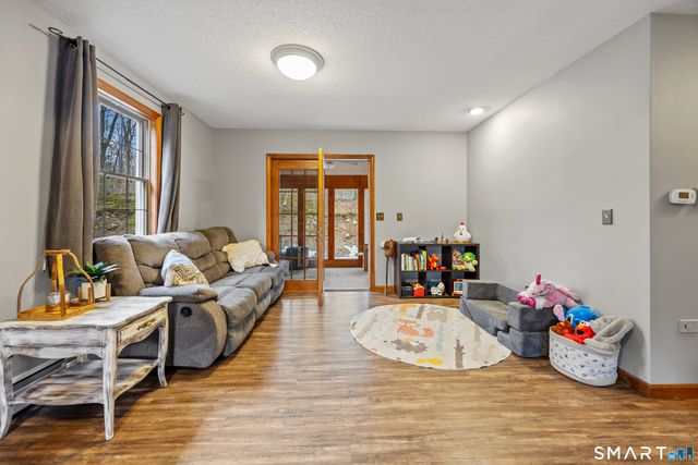 1 Whitney Road, Columbia, CT 06237