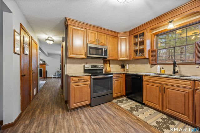 1 Whitney Road, Columbia, CT 06237