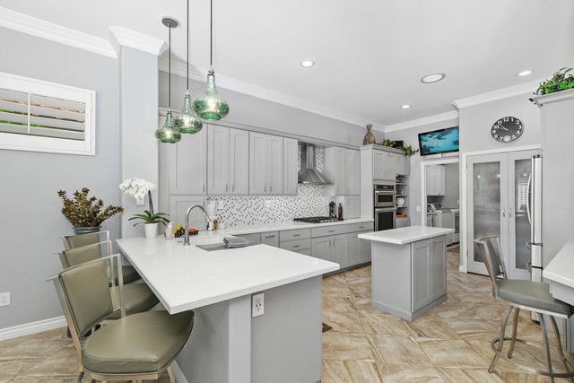 201 Kavenish Drive, Rancho Mirage, CA 92270