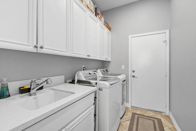 201 Kavenish Drive, Rancho Mirage, CA 92270