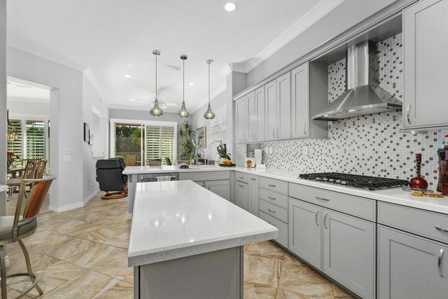 201 Kavenish Drive, Rancho Mirage, CA 92270