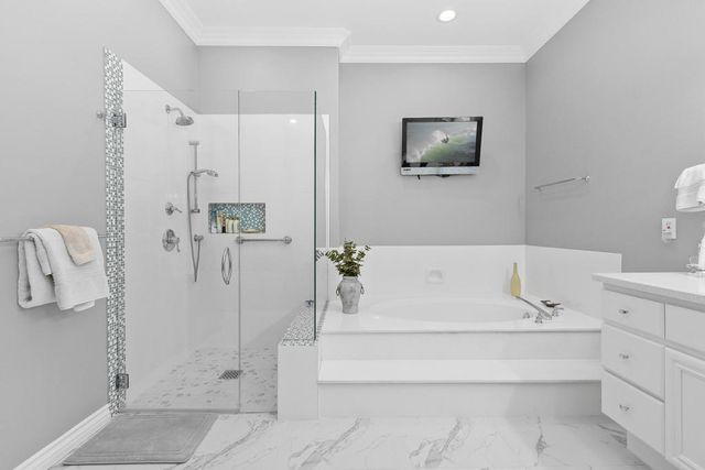 201 Kavenish Drive, Rancho Mirage, CA 92270