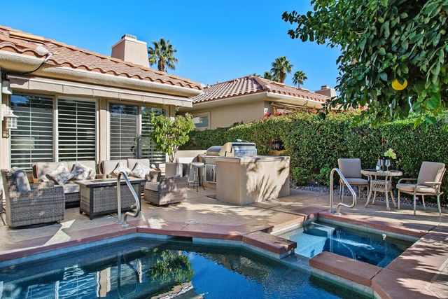 201 Kavenish Drive, Rancho Mirage, CA 92270