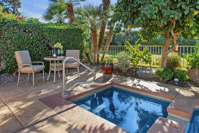 201 Kavenish Drive, Rancho Mirage, CA 92270