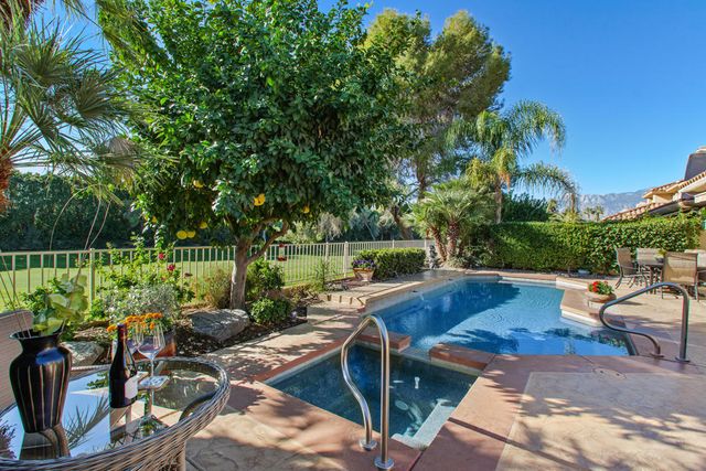201 Kavenish Drive, Rancho Mirage, CA 92270