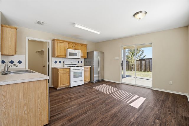 2010 Misty Hollow Court, Forney, TX 75126