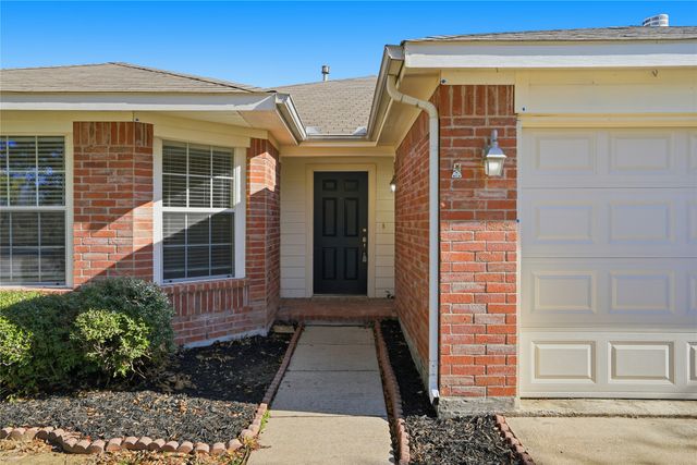 2010 Misty Hollow Court, Forney, TX 75126