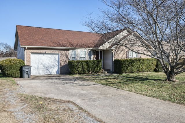 3263 Tabby Dr, Clarksville, TN 37042