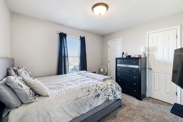 3263 Tabby Dr, Clarksville, TN 37042