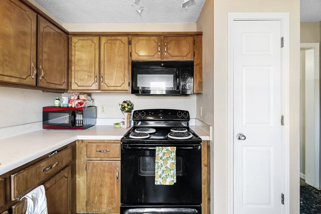 3263 Tabby Dr, Clarksville, TN 37042