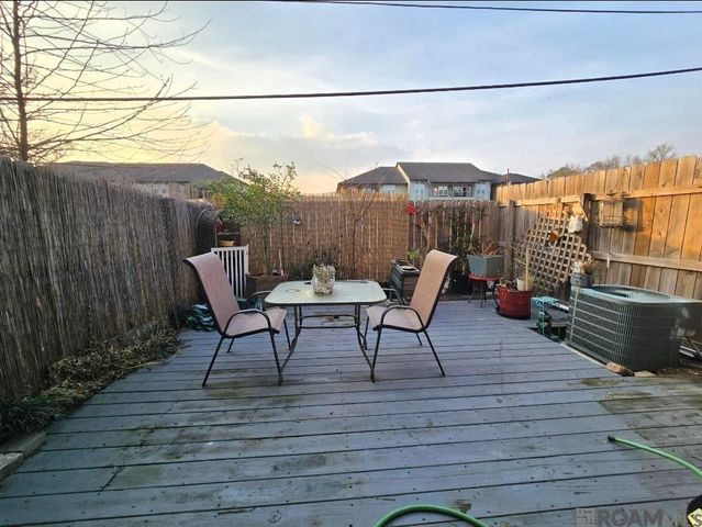 81 Brent Ct, Baton Rouge, LA 70808