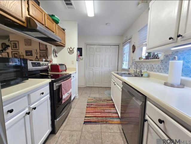 81 Brent Ct, Baton Rouge, LA 70808