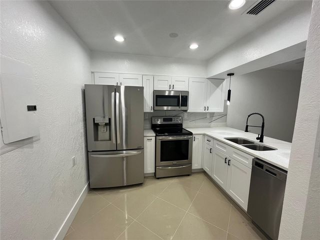 7119-7121 OAKWOOD, New Port Richey, FL 34652