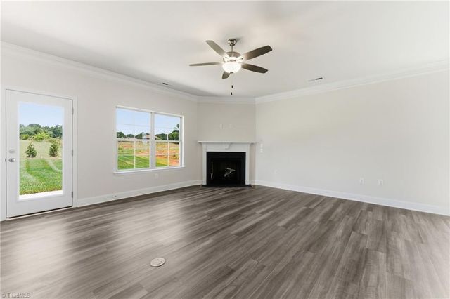 5364 Belmont Garden Drive, Walkertown, NC 27051