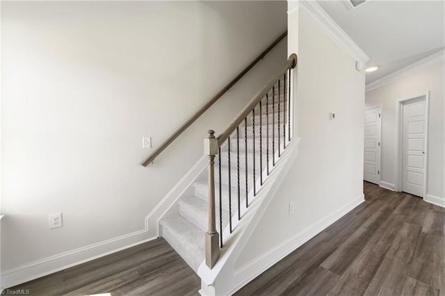 5364 Belmont Garden Drive, Walkertown, NC 27051