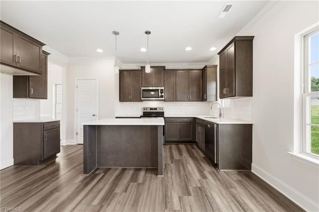 5364 Belmont Garden Drive, Walkertown, NC 27051