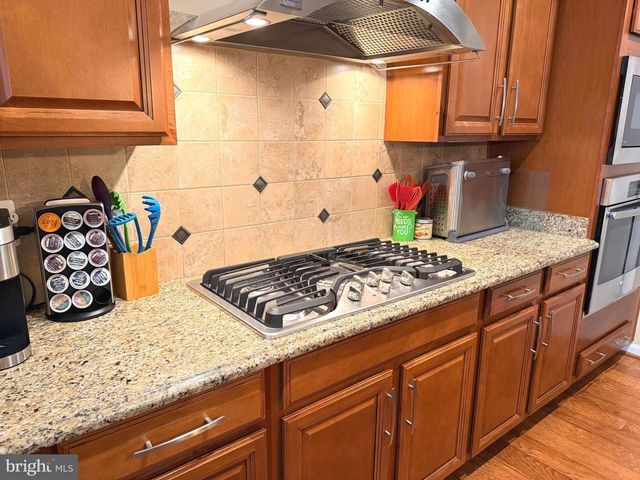 24619 GREYSTEEL SQ, Aldie, VA 20105
