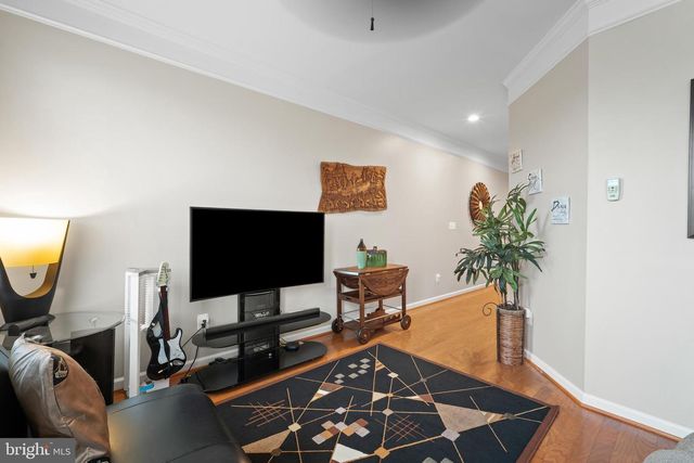 24619 GREYSTEEL SQ, Aldie, VA 20105