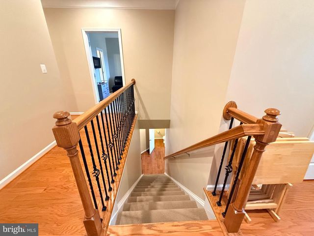 24619 GREYSTEEL SQ, Aldie, VA 20105