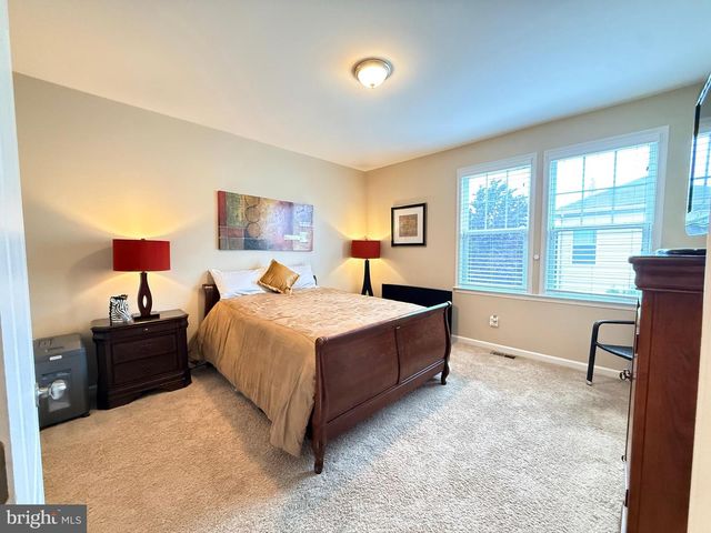 24619 GREYSTEEL SQ, Aldie, VA 20105