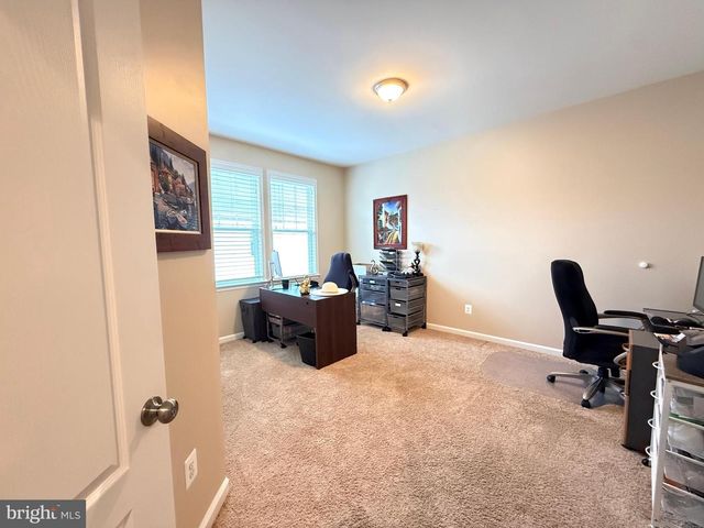 24619 GREYSTEEL SQ, Aldie, VA 20105