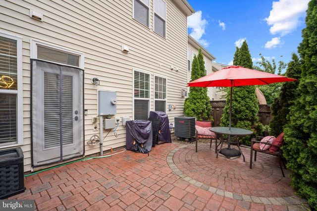 24619 GREYSTEEL SQ, Aldie, VA 20105