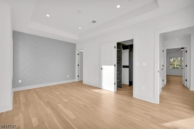 31 Ashwood Dr, Livingston Twp., NJ 07039