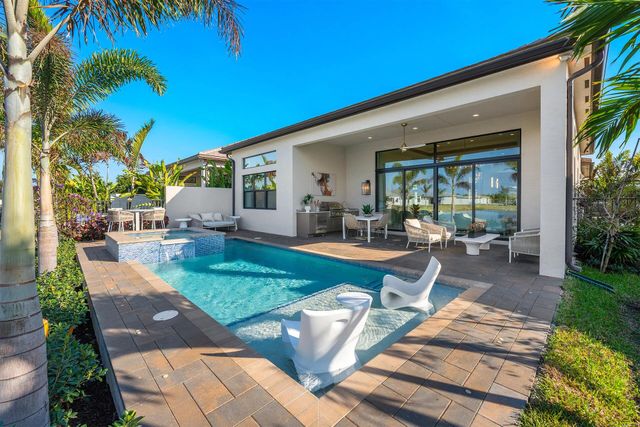 9124 Red Robin Lane, Boynton Beach, FL 33473