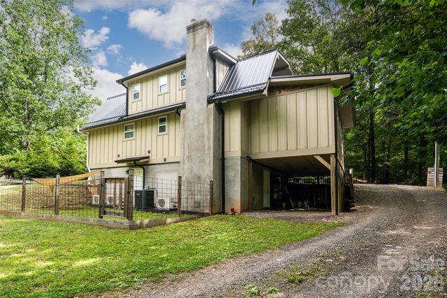 34 Wintercrest Drive, Candler, NC 28715