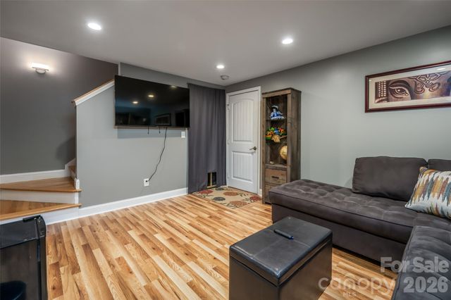 34 Wintercrest Drive, Candler, NC 28715