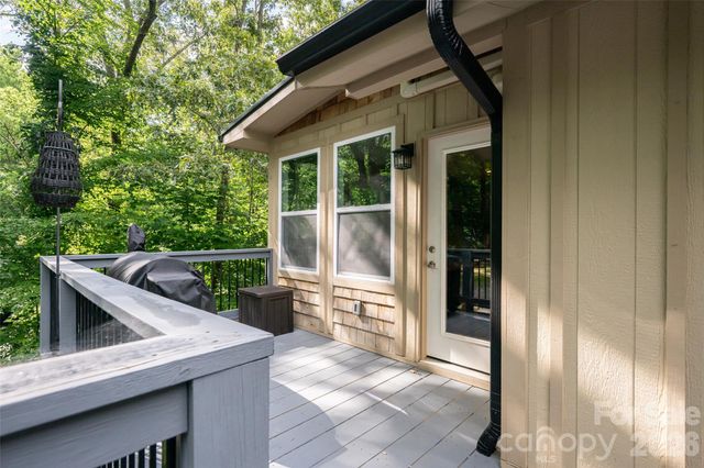34 Wintercrest Drive, Candler, NC 28715