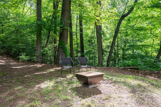 34 Wintercrest Drive, Candler, NC 28715