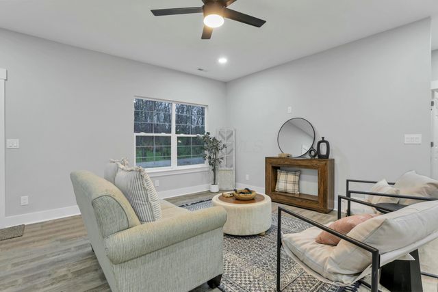 18 Sinalda Avenue SE, Newark, OH 43055