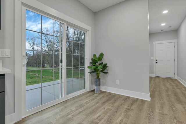 18 Sinalda Avenue SE, Newark, OH 43055