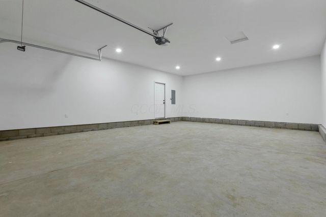 18 Sinalda Avenue SE, Newark, OH 43055