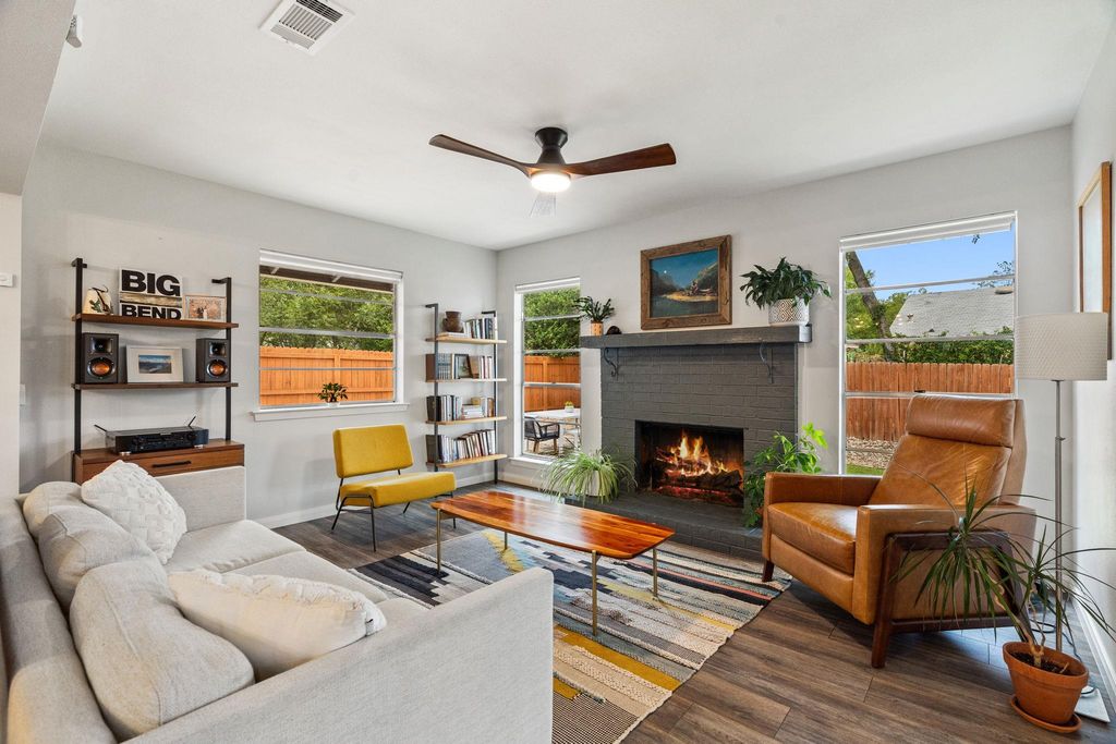 314 Wood Bine DR, Austin, TX 78745