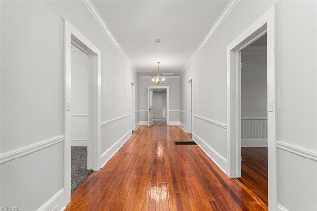 429 N Asheboro Street, Liberty, NC 27298