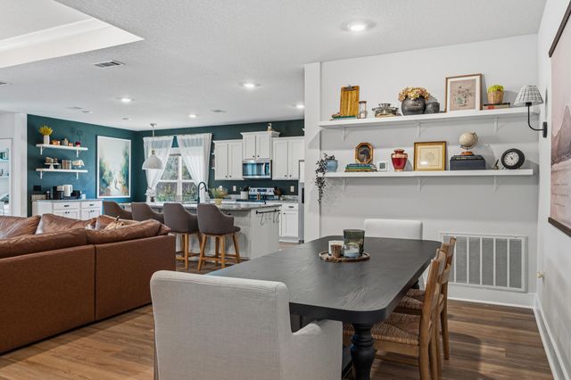 6508 Forest Bay Avenue, Gulf Breeze, FL 32563