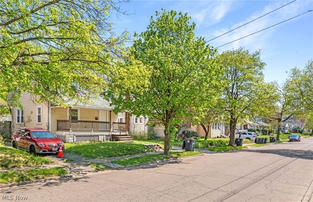 1037 Dietz Avenue, Akron, OH 44301