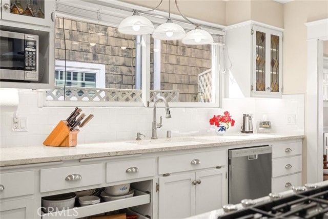 36 19th Street, Hermosa Beach, CA 90254