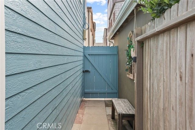 36 19th Street, Hermosa Beach, CA 90254