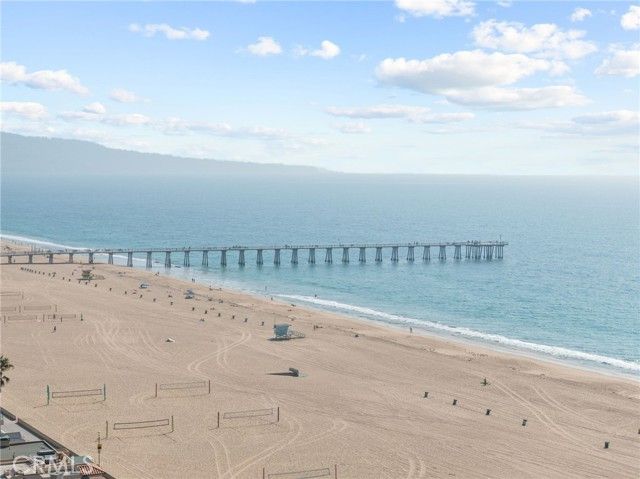 36 19th Street, Hermosa Beach, CA 90254