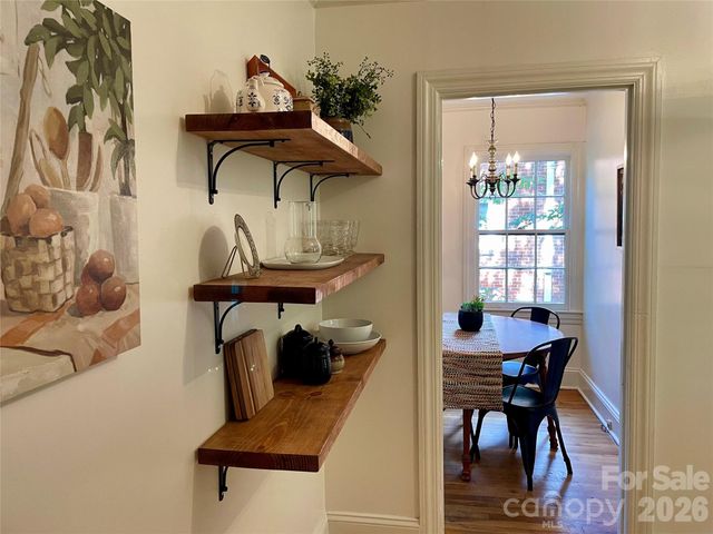 652 Davie Avenue, Statesville, NC 28677