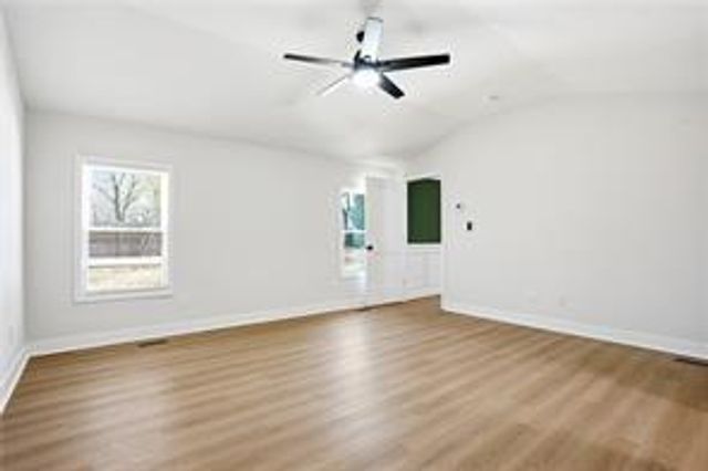127 Perry Street, Loganville, GA 30052
