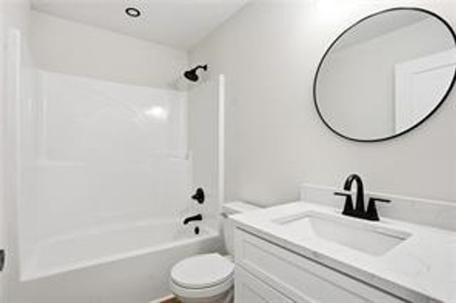 127 Perry Street, Loganville, GA 30052
