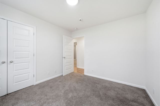 486 Mattingly Dr, Clarksville, TN 37042