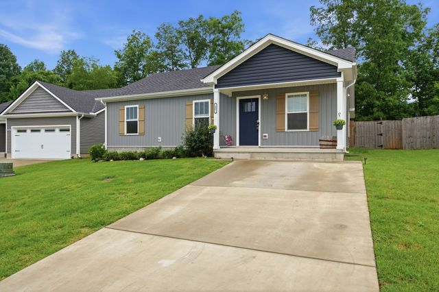 486 Mattingly Dr, Clarksville, TN 37042