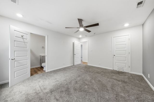 486 Mattingly Dr, Clarksville, TN 37042
