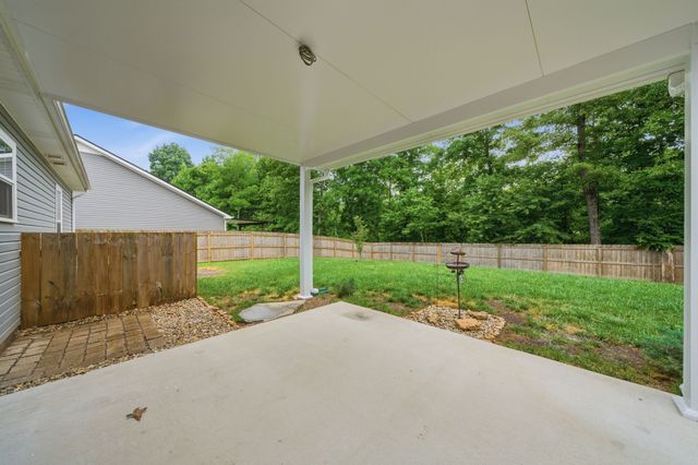 486 Mattingly Dr, Clarksville, TN 37042